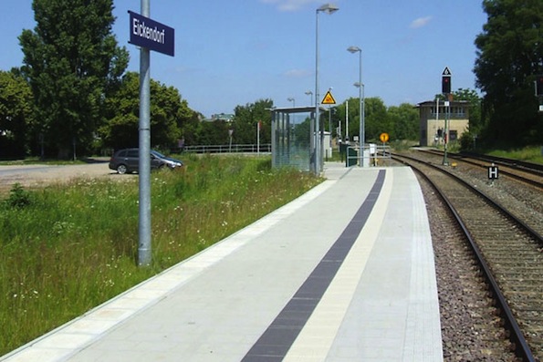 Bahnsteig im Bahnhof Eickendorf